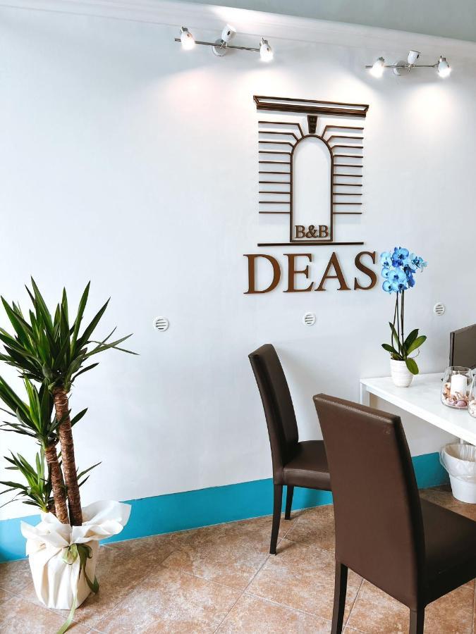 Deas *